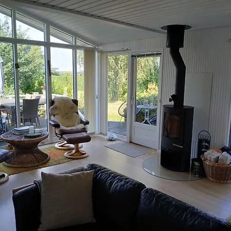 Coastal Charm With For The Family * סבנדבורג